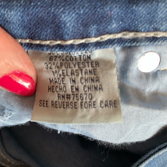 Medium Rise capri Jane Jeans - Picture 5 of 5